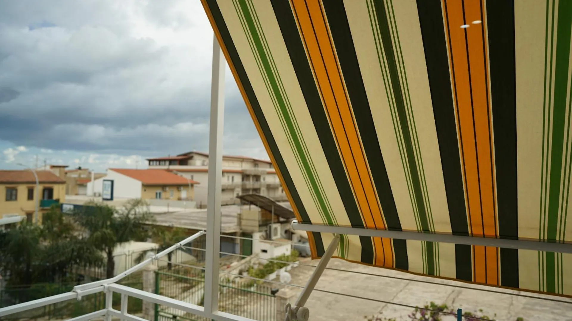 Scorcio Di Mare By Seaheller Apartment Balestrate Italy