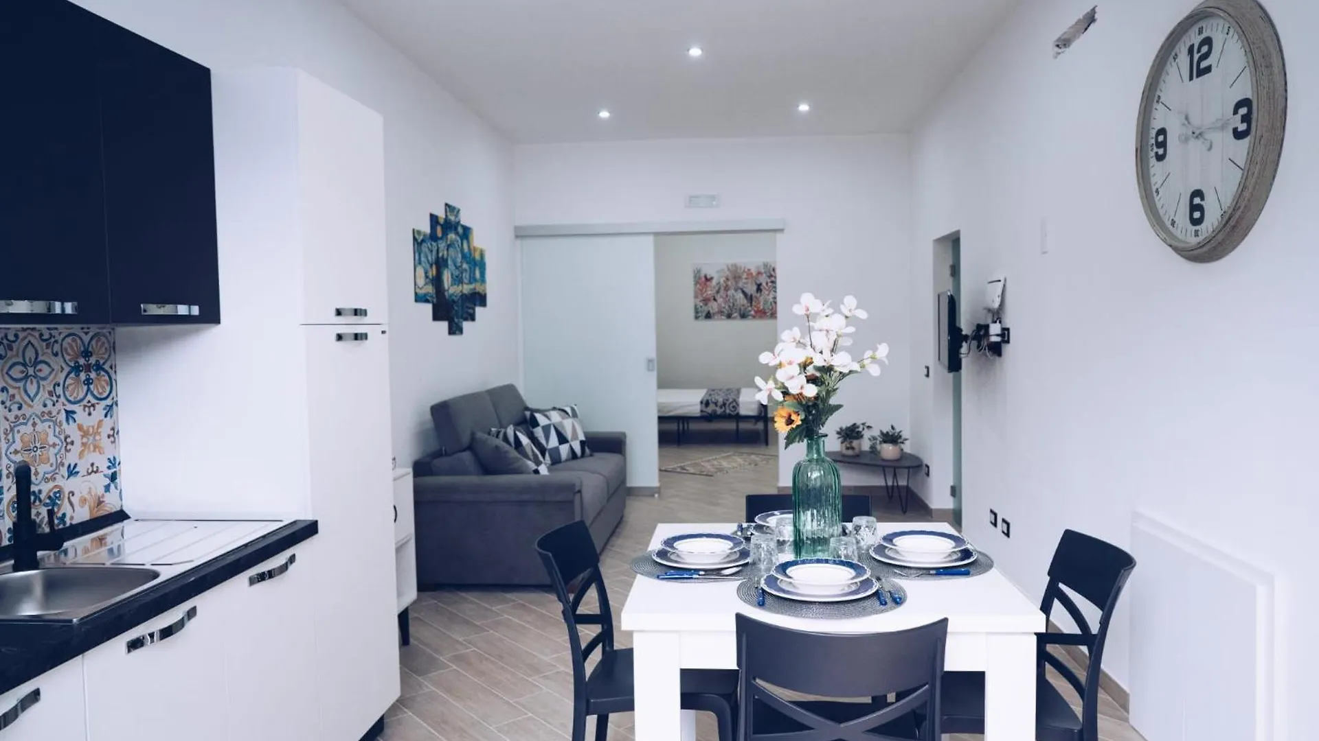 Scorcio Di Mare By Seaheller Apartment Balestrate Italy